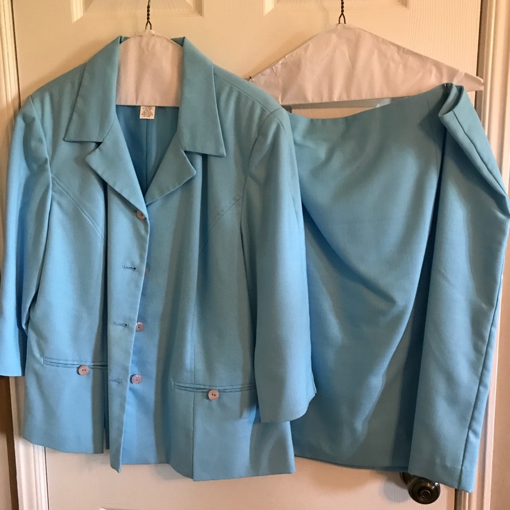 Turquoise Skirt Suit - Dress Barn - Women’s 18W